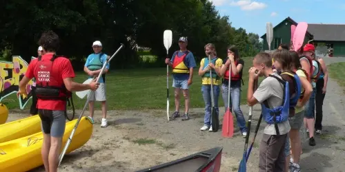 Visites guidées en canoë Montfort au crépuscule
