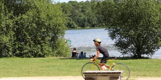 Loisirs au Lac de Trémelin
