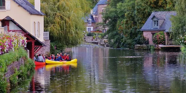 Visites guidées en canoë Montfort au crépuscule