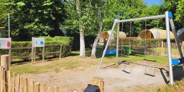Camping - Cerisiers - Guillac - Josselin - Brocéliande - Morbihan - Bretagne