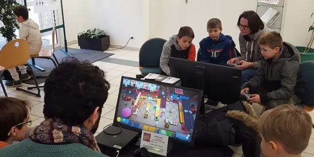 bonjour-le-monde-Bonjourlemonde_journéesfamilialesnumériques_EPN_2023-11-rotated