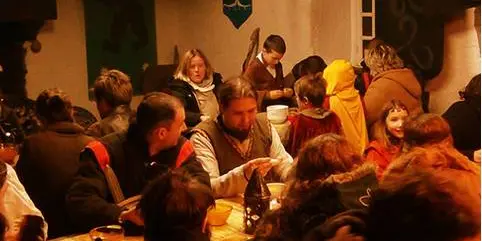 camp du dragon repas auberge