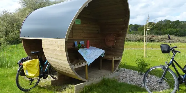 cabane étape - itinérance - l'oust'ellerie - Montertelot - Morbihan - vélodyssée