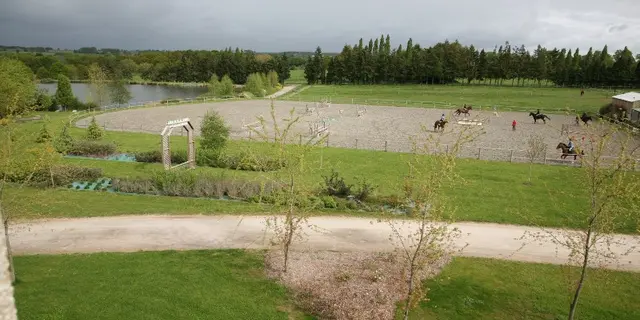 centre équestre - lycée La Touche - Ploërmel - Brocéliande - Bretagne