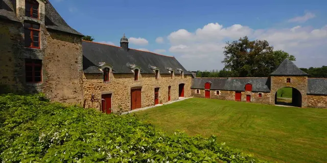 chateau de la Ville QUéno