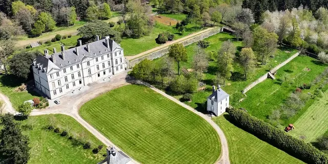 chateau de Loyat - vue du ciel - Morbihan - Brocéliande