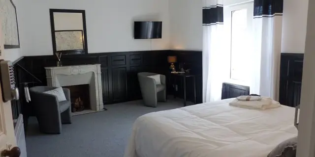 Chambre - hôtes - lits - canal - Josselin - Destination - Brocéliande