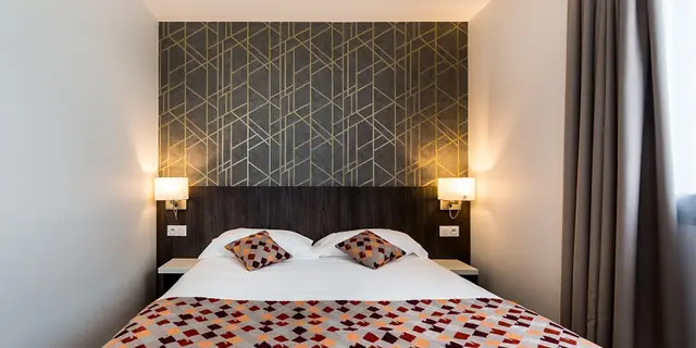 brit hotel L'Hippodrome - chambre - Ploërmel - Morbihan -  Bretagne