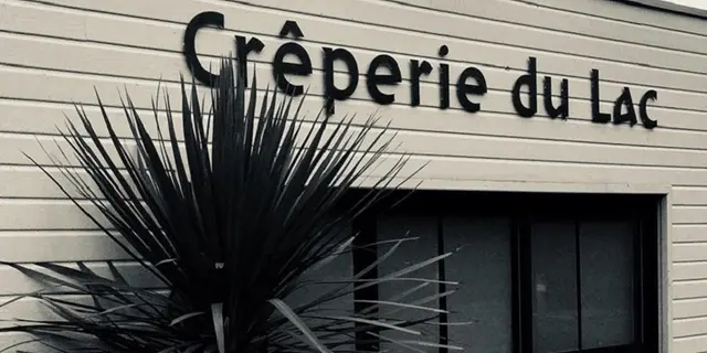 crêperie du lac - exterieur - lac au Duc - Taupont - Morbihan