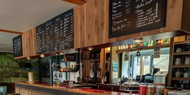 au-bar-d'en-face_epicerie_restauration-rapide_Trehorenteuc