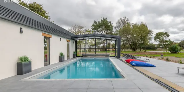 Gîte de la Brousse de Coganne_piscine_vue3