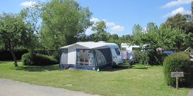 Camping Ninian - emplacement grand confort - Taupont - Brocéliande