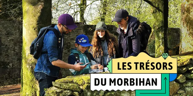 famille avec logo