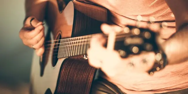 Concert - Guitare - Josselin - Destination - Brocéliande