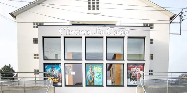Cinéma la cane extérieur