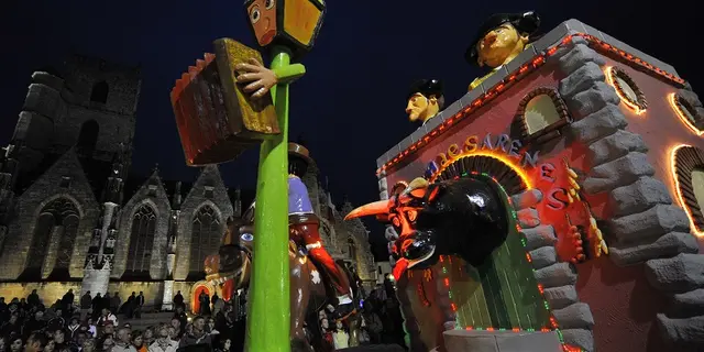 parade nocturne - ploermel - broceliande - bretagne