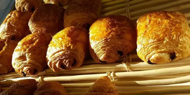 Le P'tit Bidon - pain au chocolat - Ploërmel - Morbihan