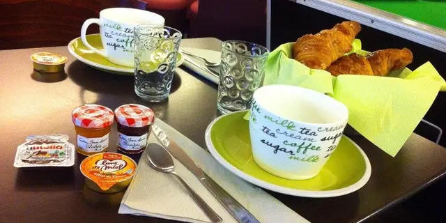 Hôtel Le Thy - petit-déjeuner - Ploërmel - Morbihan