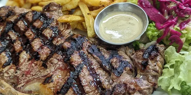 pig's ear pub - micro-brasserie - plat viande - ploërmel