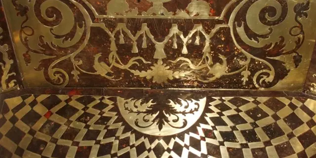 scotto di cesare - atelier ébéniste - restauration - marqueterie - Ploermel