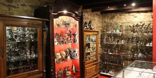 salle-2-magasin-Armoria-a-Paimpont-1