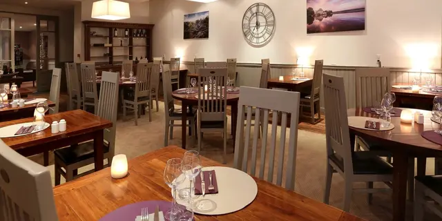 salle_restaurant_le_relais_de_broceliande_02