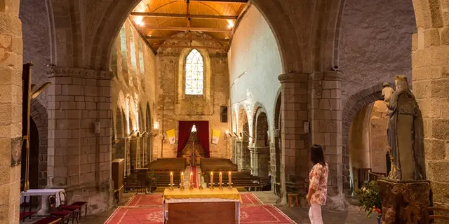visite_eglise_abbatiale_la-trinite-porhoet_DestinationBroceliande