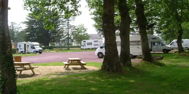 Aire_de_Service_Camping_Car_Paimpont