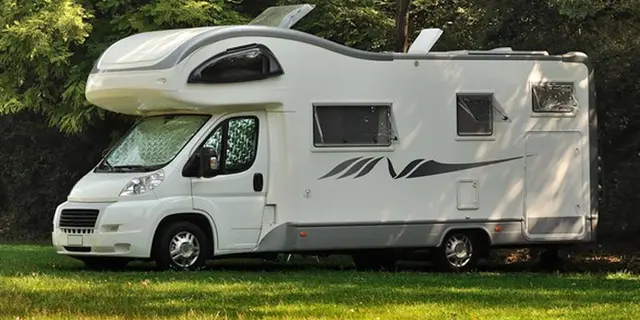 Aire de camping-car - Helléan - Brocéliande - Morbihan - Bretagne