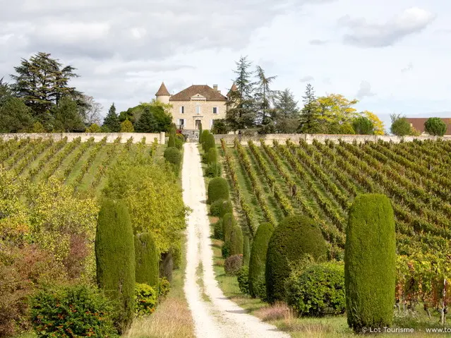 Château de Chambert à Floressas © Lot Tourisme C. Novello 151008-142434_800x479.jpg