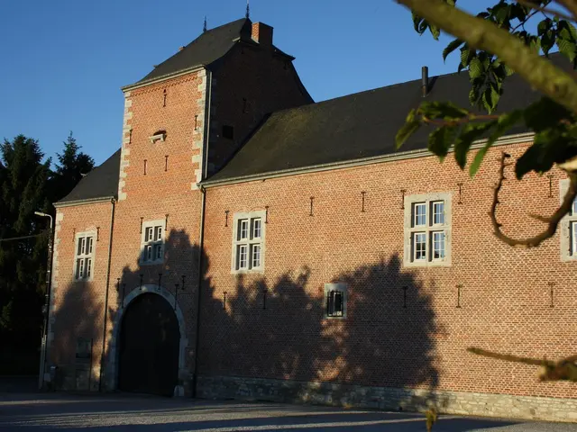 Burdinne ferme de la grosse Tour Houbart.JPG
