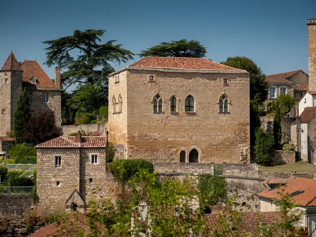 Bourg castral de Puy-l'Evêque - © Lot Tourisme - A. Auzanneau -001.jpg
