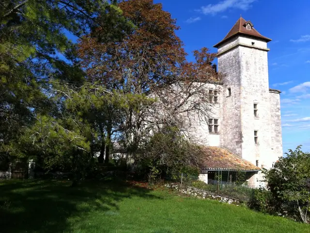 halte 14 Château de Pauliacbis.jpg