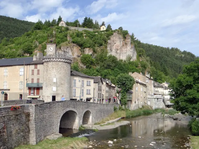 Meyrueis_-_La_Jonte_au_confluent_avec_le_Béthuzon.JPG