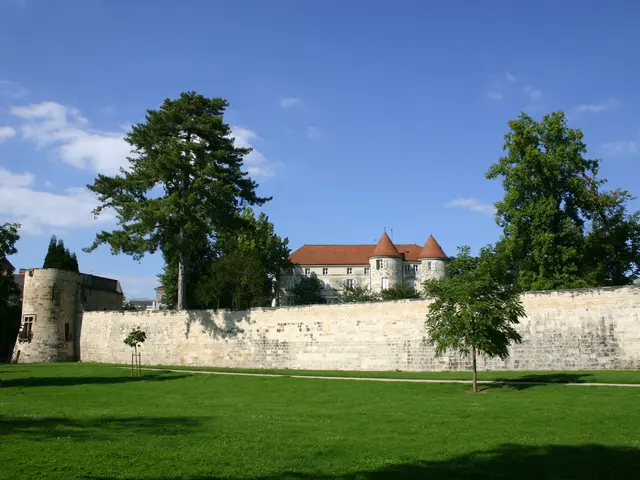 chateau-et-remparts-saint-dizier.jpg