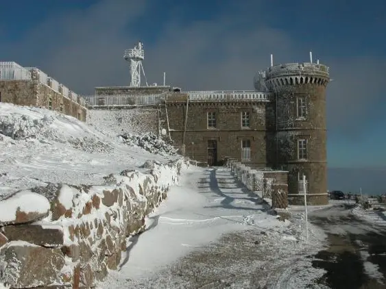 Météosite du Mont Aigoual en hiver ©Météosite.jpg