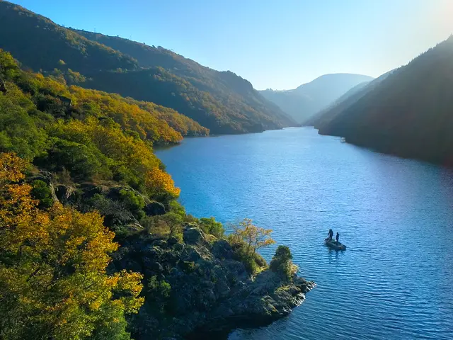 Paysage des Raspes, paradis de la pêche crédit OT Raspes et Muse.jpg