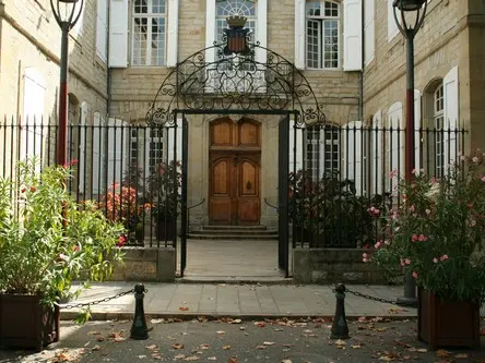 hoteldepegayrollesxviiies-museedemillau.jpg