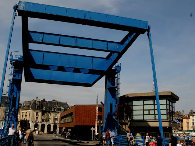 Decaux. Pont Ango (2).JPG