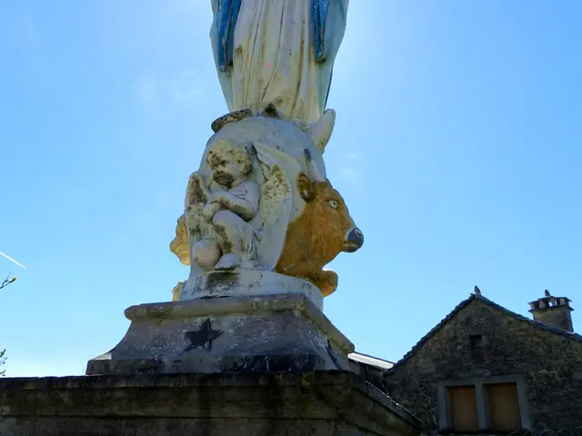 Statue Marie.jpg