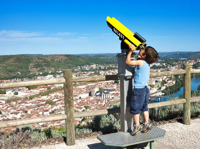 Halte au Mont Saint-Cyr--Lot Tourisme - P. Soissons.jpg