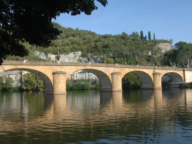 pont Louis-Philippe, cl. E.Carrère ville de Cahors.JPG