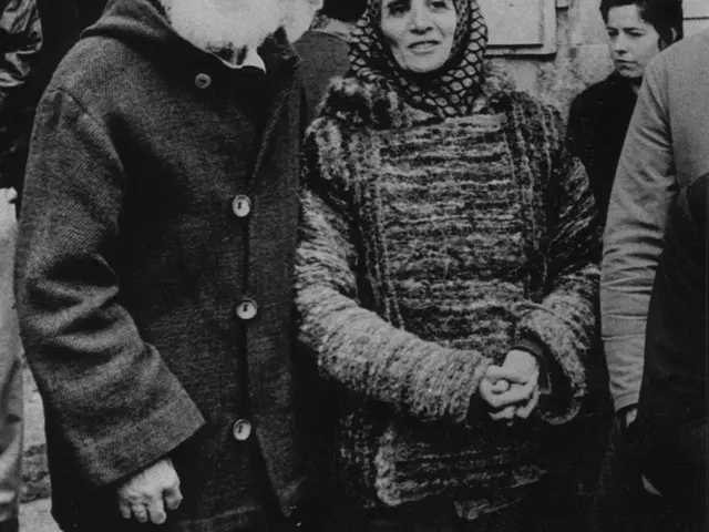 Photo jeûne Lanza mars 1972  larzac.jpg