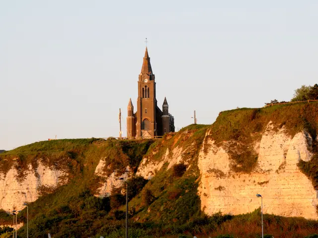 Decaux. Chappelle de Bonsecours (17).JPG