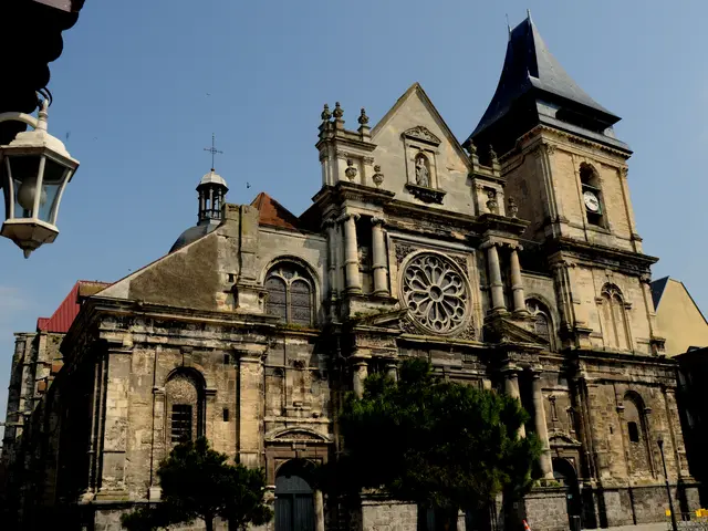 Decaux. Eglise St Rémy (15).JPG