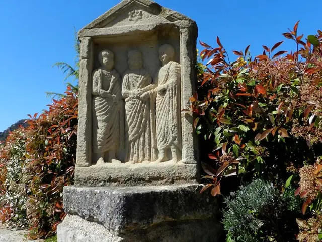 stèle.jpg