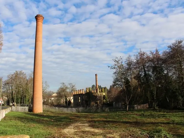 ruines-anciennes-papeteries.jpg