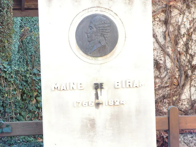 tombe-de-maine-de-biran.jpg