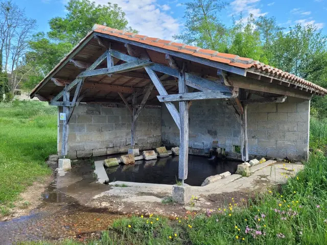 PO-lavoir-boucle-du-moulin-de-la-grave-st-jean-d-ataux.jpg
