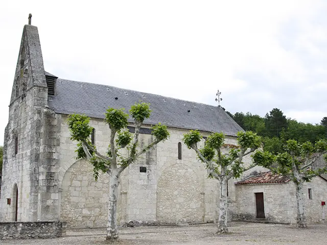 st-antoine-eglise-breuilh.jpg